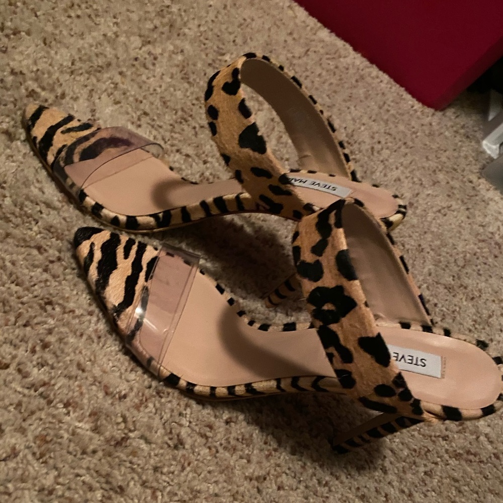 Steve Madden multi leopard heel